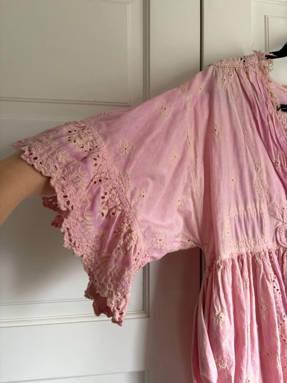 Magnolia Pearl Pink Eyelet Cotton Wrap Robe - Picture 2 of 5